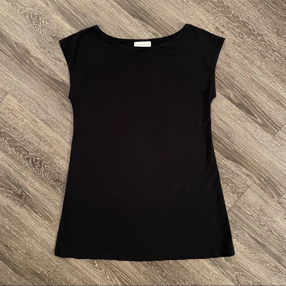 Bryn Walker top